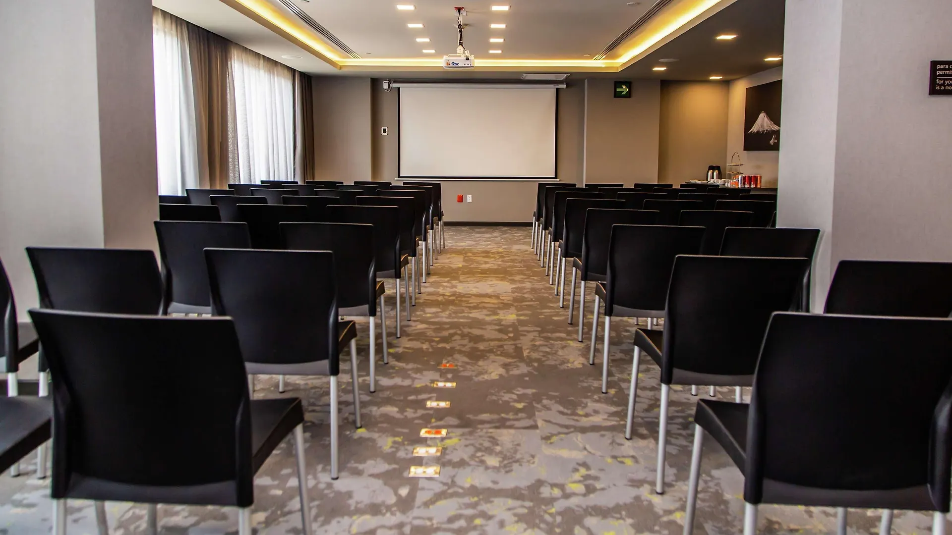 *** Hotel Hampton Inn & Suites By Hilton Puebla Mexico