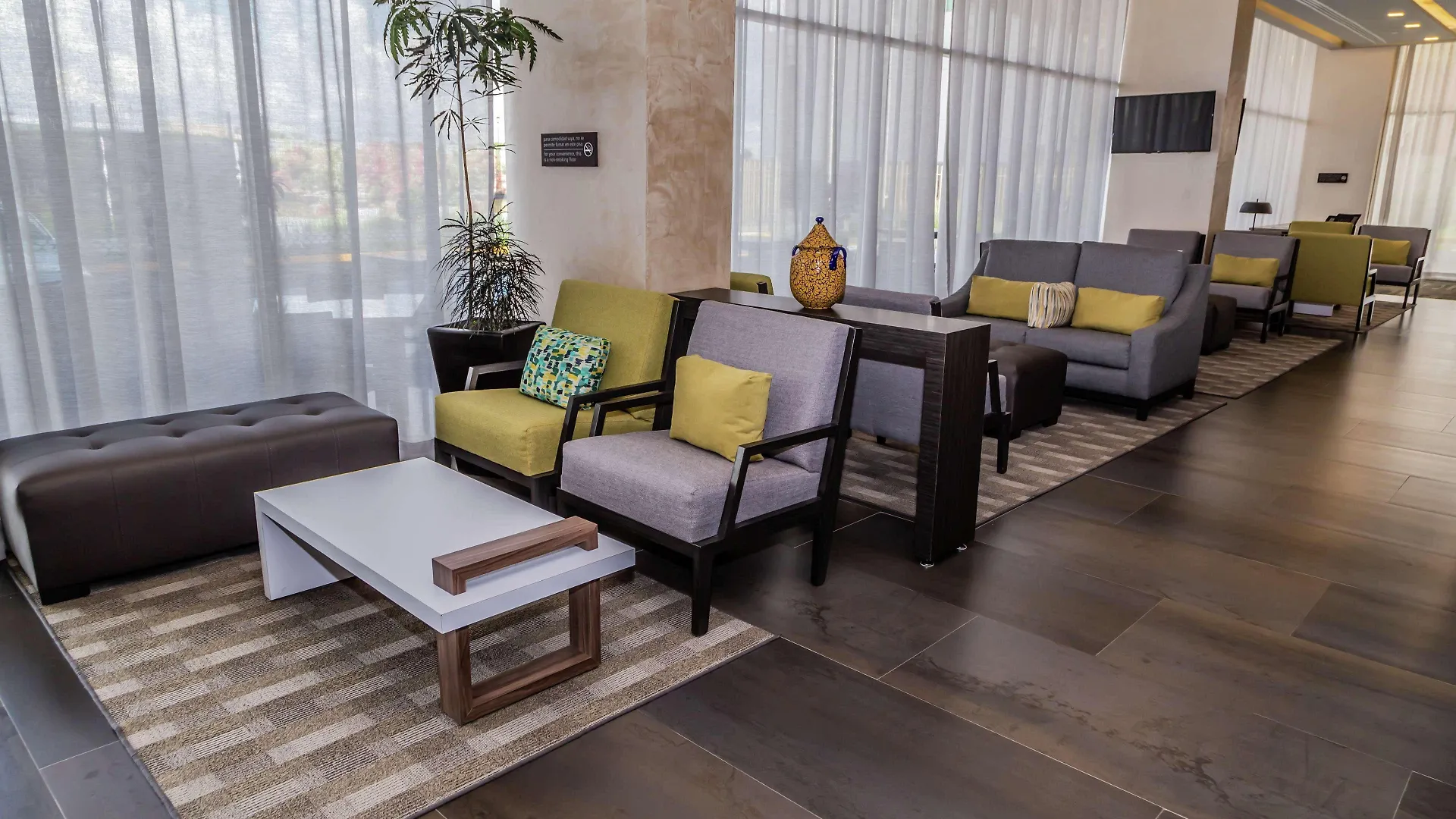 Hotel Hampton Inn & Suites By Hilton Puebla